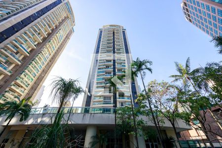 Apartamento à venda com 151m², 2 quartos e 2 vagasFachada