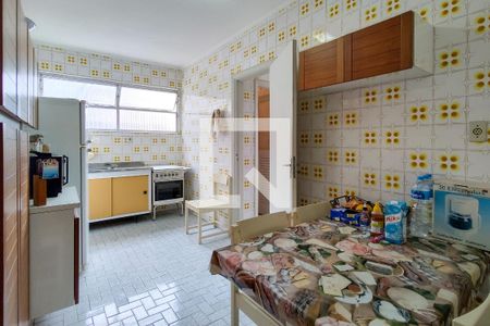 Apartamento para alugar com 125m², 3 quartos e 2 vagas Apartamento para alugar com 125m², 3 quartos e 2 vagasCozinha