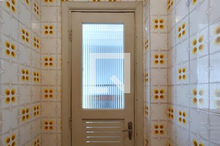 Apartamento para alugar com 125m², 3 quartos e 2 vagas Apartamento para alugar com 125m², 3 quartos e 2 vagasBanheiro de Serviço