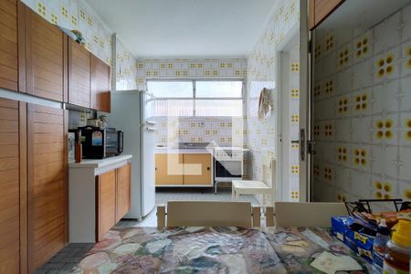 Apartamento para alugar com 125m², 3 quartos e 2 vagas Apartamento para alugar com 125m², 3 quartos e 2 vagasCozinha