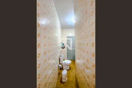 Casa à venda com 231m², 4 quartos e sem vagaBanheiro