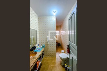 Casa à venda com 231m², 4 quartos e sem vagaBanheiro