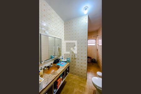 Casa à venda com 231m², 4 quartos e sem vagaBanheiro