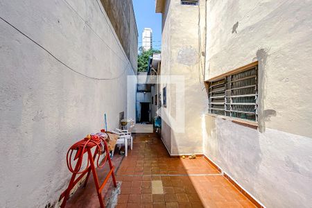 Casa à venda com 231m², 4 quartos e sem vagaÁrea externa
