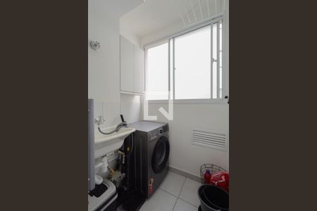 Apartamento à venda com 38m², 2 quartos e sem vaga Apartamento à venda com 38m², 2 quartos e sem vagaÁrea de serviço