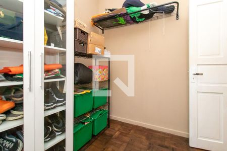 Casa para alugar com 420m², 4 quartos e sem vaga Casa para alugar com 420m², 4 quartos e sem vagaQuarto de Serviço