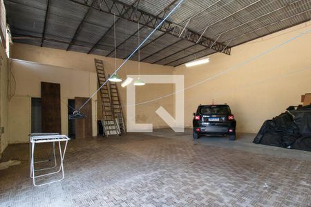 Casa para alugar com 420m², 4 quartos e sem vaga Casa para alugar com 420m², 4 quartos e sem vagaÁrea comum