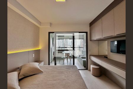 Quarto de apartamento para alugar com 0 quarto, 30m² em Brooklin, São Paulo