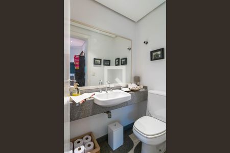 Apartamento à venda com 127m², 3 quartos e 2 vagas Apartamento à venda com 127m², 3 quartos e 2 vagasLavabo