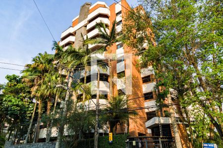 Apartamento à venda com 127m², 3 quartos e 2 vagas Apartamento à venda com 127m², 3 quartos e 2 vagasFachada
