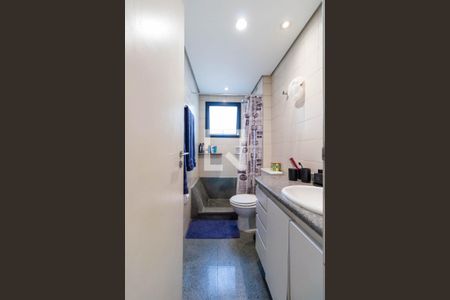 Apartamento à venda com 127m², 3 quartos e 2 vagas Apartamento à venda com 127m², 3 quartos e 2 vagasBanheiro 2