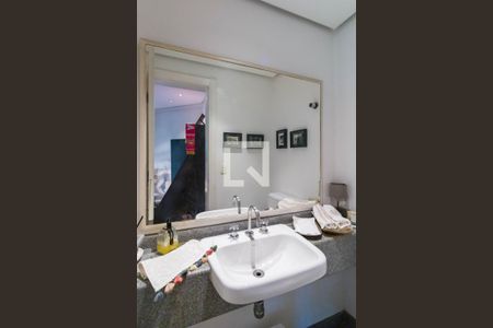 Apartamento à venda com 127m², 3 quartos e 2 vagas Apartamento à venda com 127m², 3 quartos e 2 vagasLavabo