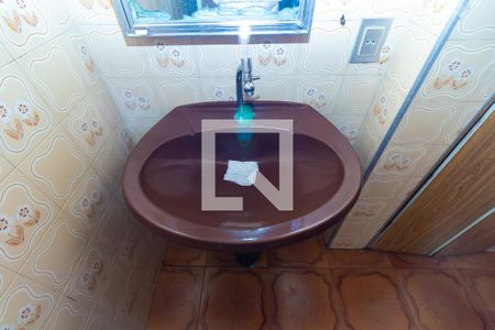 Casa à venda com 130m², 3 quartos e 3 vagasBanheiro 2