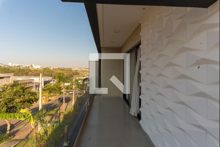 Casa de condomínio para alugar com 330m², 5 quartos e 6 vagas Casa de condomínio para alugar com 330m², 5 quartos e 6 vagasVaranda do Quarto 2