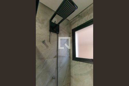 Casa de condomínio para alugar com 330m², 5 quartos e 6 vagas Casa de condomínio para alugar com 330m², 5 quartos e 6 vagasBanheiro