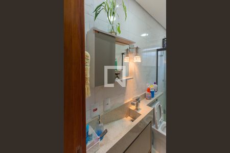 Casa de condomínio para alugar com 330m², 5 quartos e 6 vagas Casa de condomínio para alugar com 330m², 5 quartos e 6 vagasBanheiro da Suíte 3