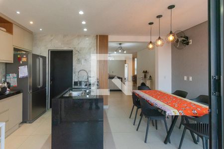 Casa de condomínio para alugar com 330m², 5 quartos e 6 vagas Casa de condomínio para alugar com 330m², 5 quartos e 6 vagasCozinha