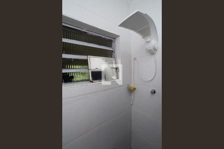 Casa à venda com 150m², 4 quartos e 2 vagasBanheiro