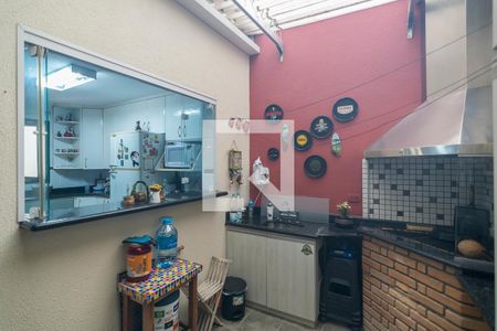 Casa à venda com 160m², 3 quartos e 4 vagasChurrasqueira