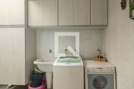 Casa à venda com 160m², 3 quartos e 4 vagasÁrea de Serviço