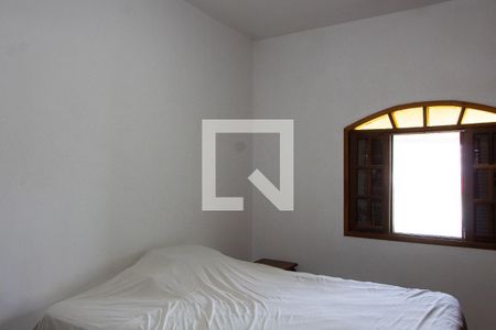 Casa à venda com 190m², 2 quartos e 2 vagasSUÍTE