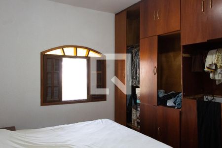 Casa à venda com 190m², 2 quartos e 2 vagasSUÍTE