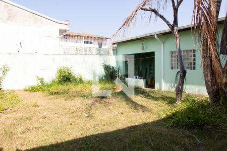 Casa à venda com 190m², 2 quartos e 2 vagasÁREA EXTERNA FUNDOS