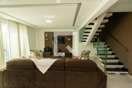 Sala de casa à venda com 4 quartos, 229m² em Pindorama, Belo Horizonte