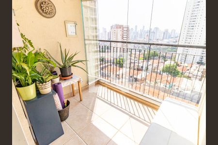 Varanda de apartamento à venda com 2 quartos, 65m² em Vila Bertioga, São Paulo