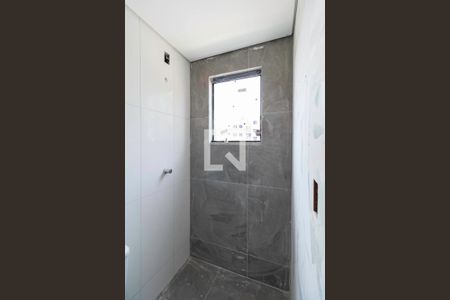 Apartamento à venda com 170m², 3 quartos e 2 vagas Apartamento à venda com 170m², 3 quartos e 2 vagasBanheiro da suíte