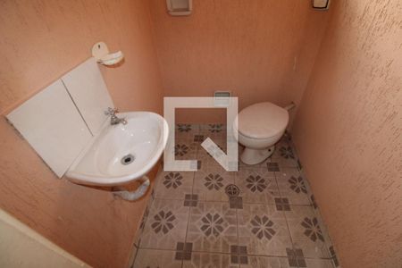 Casa à venda com 240m², 4 quartos e 4 vagasÁrea de Serviço - Banheiro