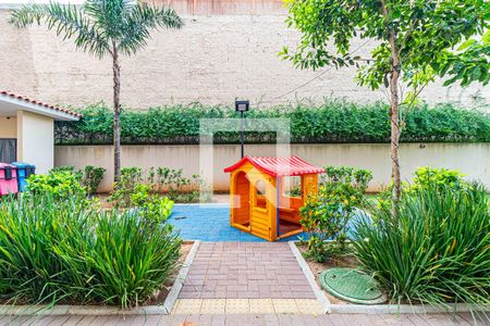 Apartamento à venda com 40m², 2 quartos e sem vagaÁrea comum - Playground