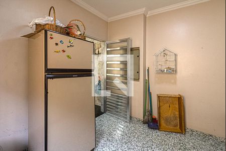 Casa à venda com 600m², 7 quartos e 6 vagas Casa à venda com 600m², 7 quartos e 6 vagasQuarto de Serviço