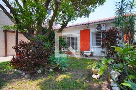 Casa à venda com 360m², 4 quartos e 4 vagasPátio - Fachada