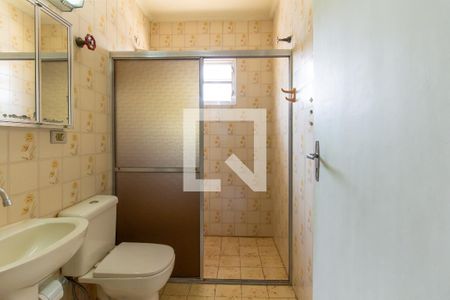 Casa à venda com 363m², 4 quartos e 4 vagas Casa à venda com 363m², 4 quartos e 4 vagasBanheiro Social