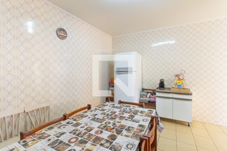 Casa à venda com 363m², 4 quartos e 4 vagas Casa à venda com 363m², 4 quartos e 4 vagasCozinha