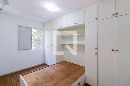 Quarto 1 de apartamento para alugar com 2 quartos, 52m² em Jardim Umarizal, São Paulo