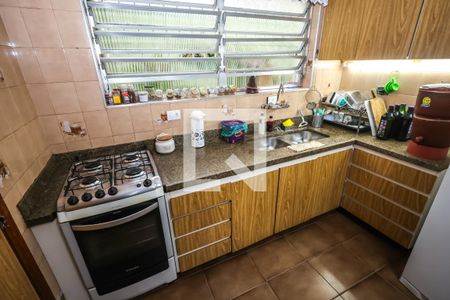 Casa à venda com 276m², 3 quartos e 7 vagas Casa à venda com 276m², 3 quartos e 7 vagasCozinha