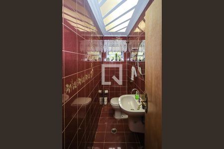 Casa à venda com 276m², 3 quartos e 7 vagas Casa à venda com 276m², 3 quartos e 7 vagasLavabo