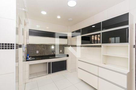 Apartamento à venda com 84m², 2 quartos e sem vagaCozinha
