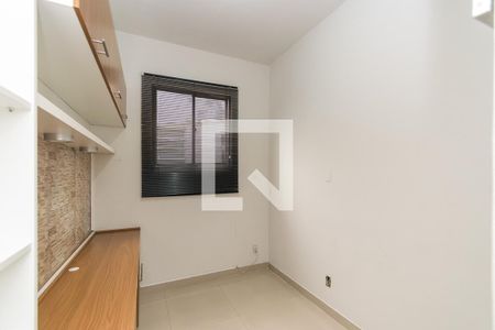 Apartamento à venda com 84m², 2 quartos e sem vagaQuarto 2 - Closet / Escritório