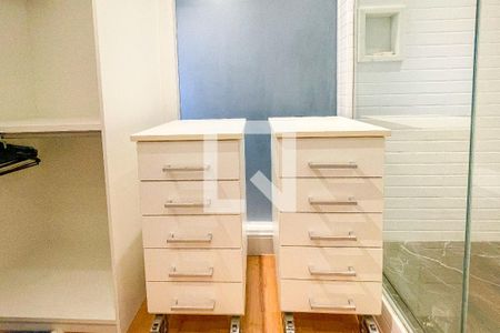 Apartamento à venda com 57m², 1 quarto e 1 vaga Apartamento à venda com 57m², 1 quarto e 1 vagaCloset