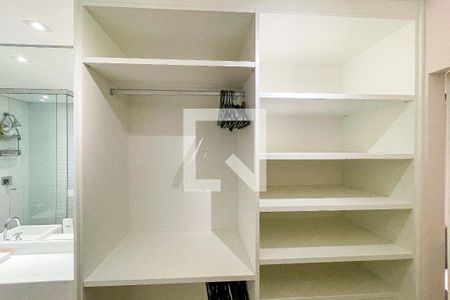 Apartamento à venda com 57m², 1 quarto e 1 vaga Apartamento à venda com 57m², 1 quarto e 1 vagaCloset