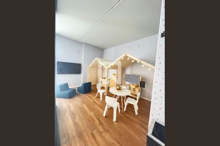 Apartamento para alugar com 73m², 2 quartos e 2 vagas Apartamento para alugar com 73m², 2 quartos e 2 vagasÁrea comum - Espaço kids