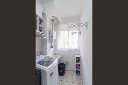 Apartamento à venda com 46m², 2 quartos e 1 vagaCozinha e área de serviço