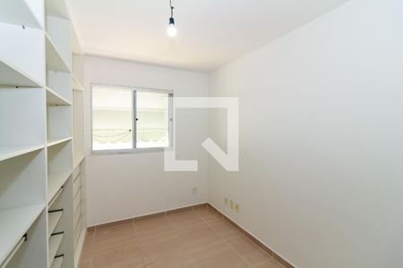 Quarto 1 de apartamento para alugar com 2 quartos, 52m² em Oswaldo Cruz, Rio de Janeiro