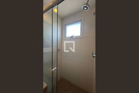 Apartamento à venda com 307m², 4 quartos e 4 vagas Apartamento à venda com 307m², 4 quartos e 4 vagasBanheiro da Suíte 1