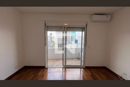 Apartamento à venda com 307m², 4 quartos e 4 vagas Apartamento à venda com 307m², 4 quartos e 4 vagasSuite 4