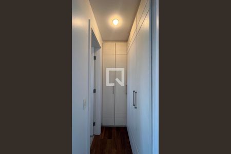 Apartamento à venda com 307m², 4 quartos e 4 vagas Apartamento à venda com 307m², 4 quartos e 4 vagasSuite 1