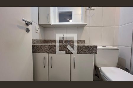 Apartamento à venda com 307m², 4 quartos e 4 vagas Apartamento à venda com 307m², 4 quartos e 4 vagasBanheiro da Suíte 3
